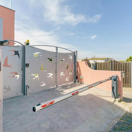 Le Rondinelle Rooms Procida Bagian luar foto