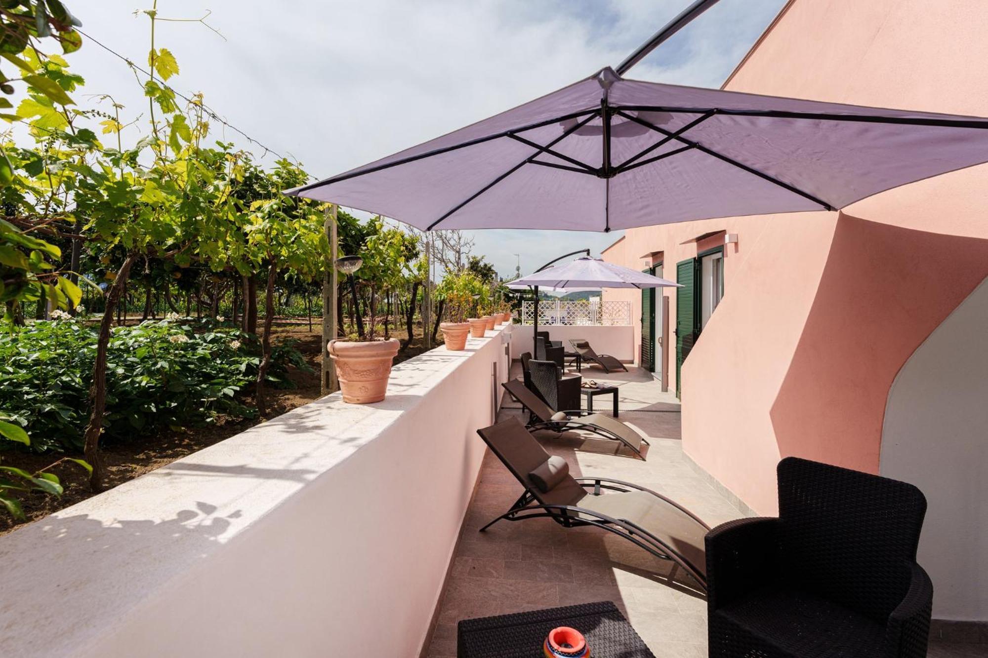 Le Rondinelle Rooms Procida Bagian luar foto