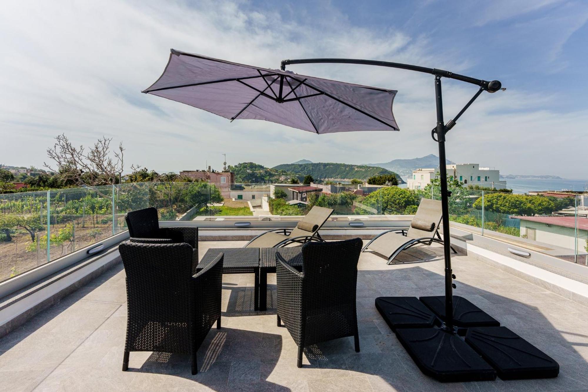 Le Rondinelle Rooms Procida Bagian luar foto