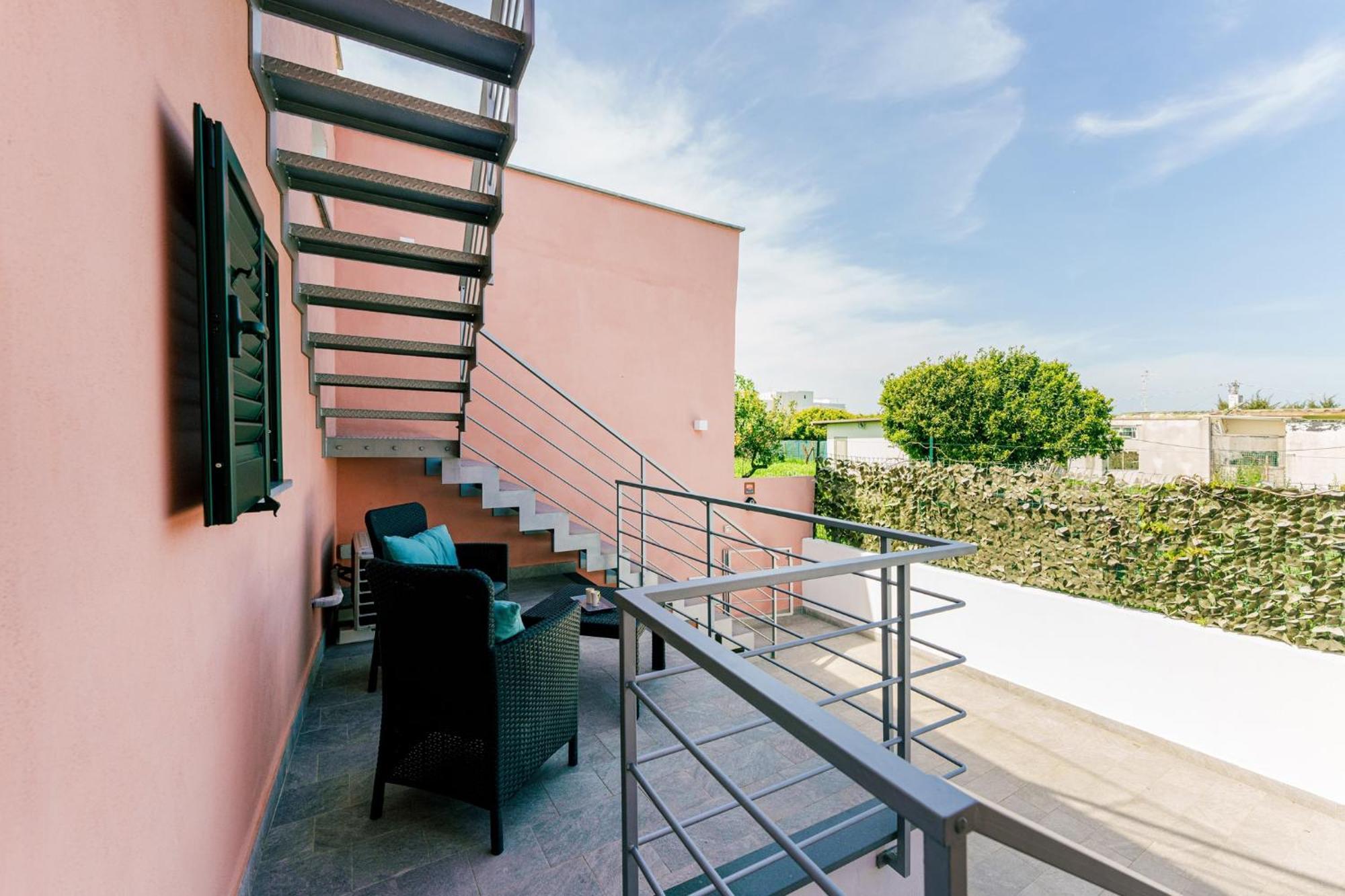 Le Rondinelle Rooms Procida Bagian luar foto